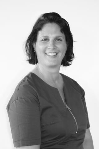 Cécilia PENHOUËT-FONTENEAU